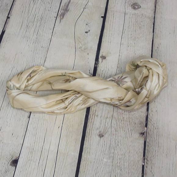 Fall Scarf - Picture 4 of 4